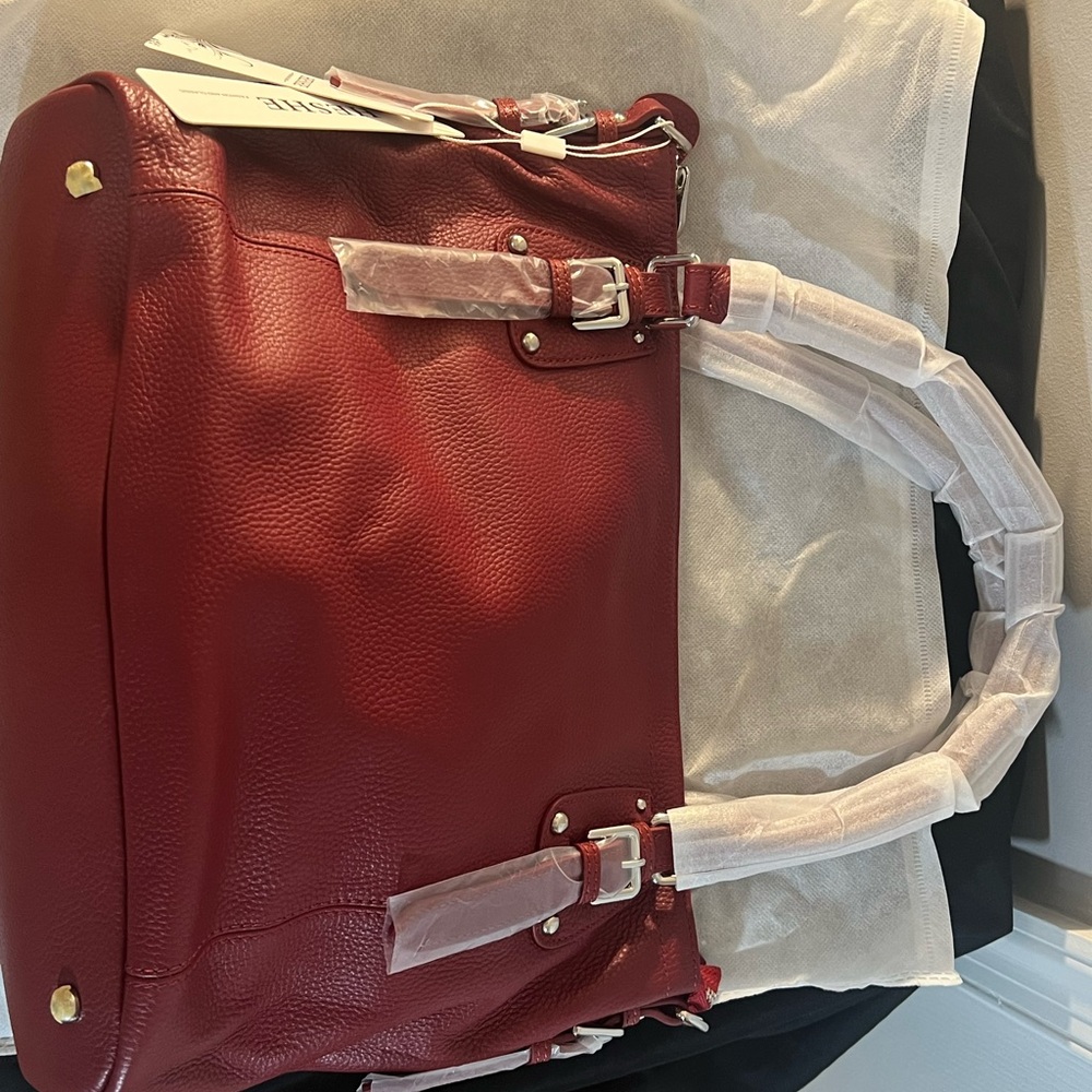 Heshe Leather Shoulder Tote - Picture 4 of 11